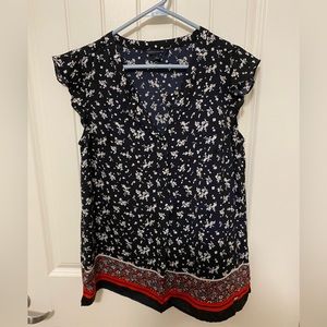 Tommy Hilfiger Summer Top Size S. Thin Comfy Material. Button Down